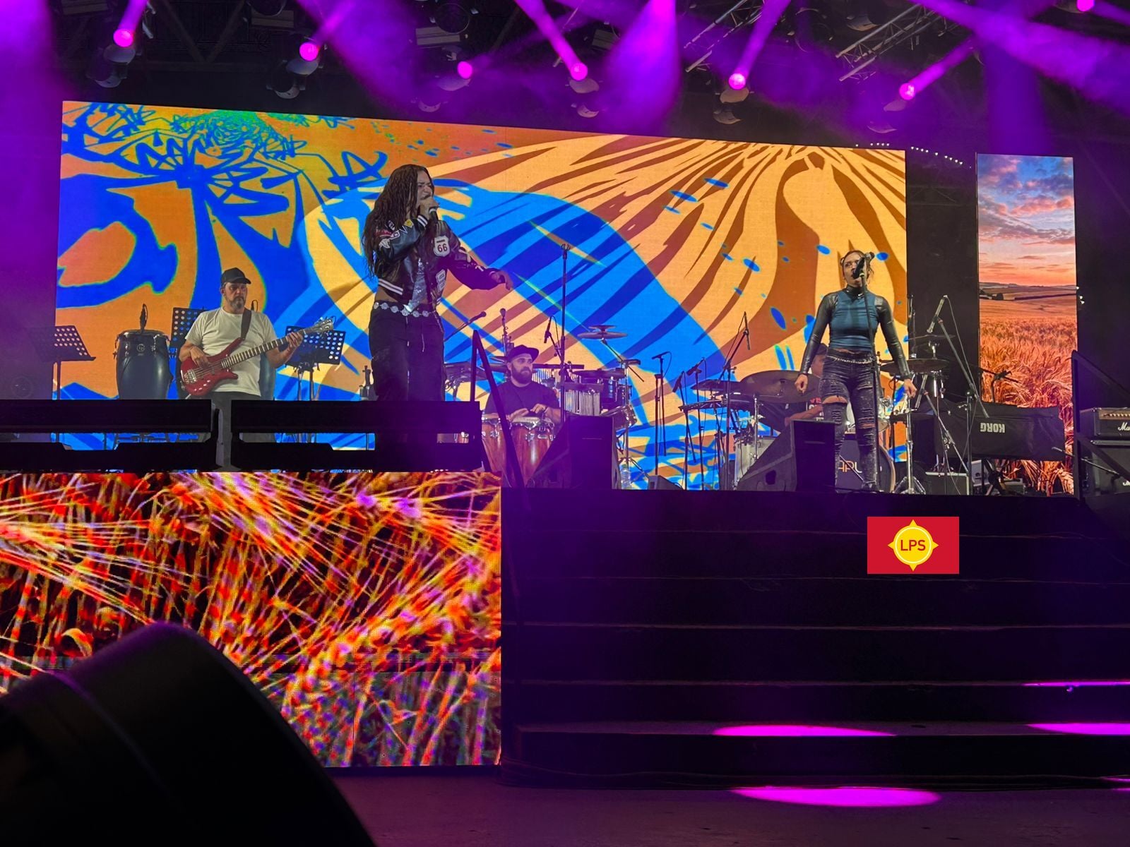 Kikina y su música. Personalidad y estilo en el escenario Mayor