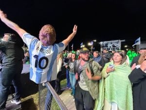 Explotó la noche con Viejas Locas x Fachi y Abel: Un Clásico del Rock Argentino