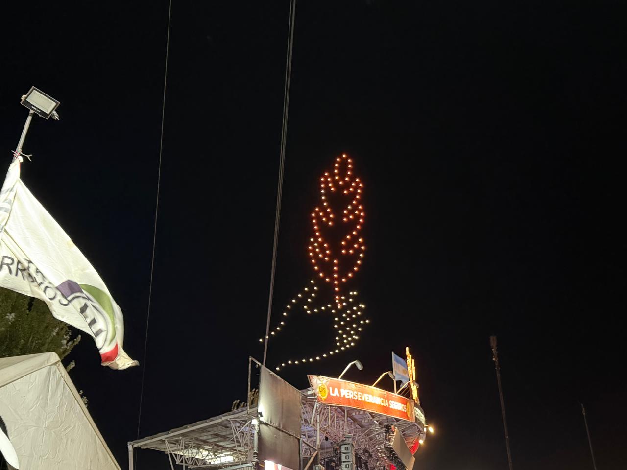 No faltó nada… los drones fueron un espectáculo aparte (videos)