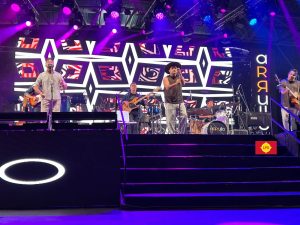 Arrullo trajo el Folklore a la gran noche del domingo