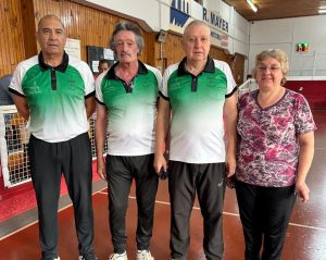 Actividad de bochas en el Club Huracán por el Torneo Zonal de Veteranos