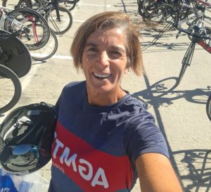 Destacada actuación de Elisa Hospitaleche en el Ironman de San Juan (video)