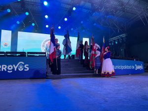 Las Colectividades trajeron color y diversidad en su presentación