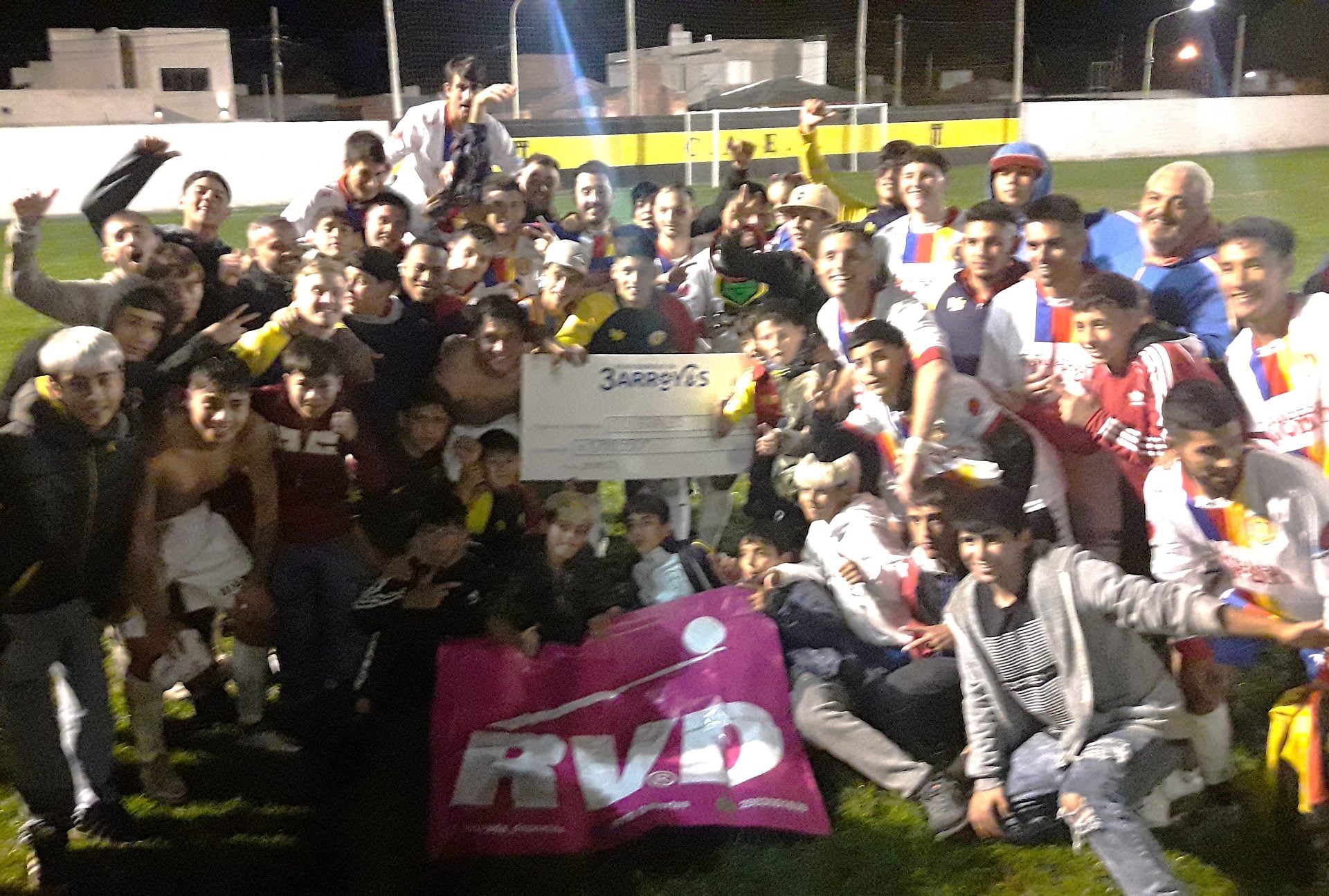 Fútbol de 1ª: Comienza la Copa “Ciudad de Tres Arroyos”