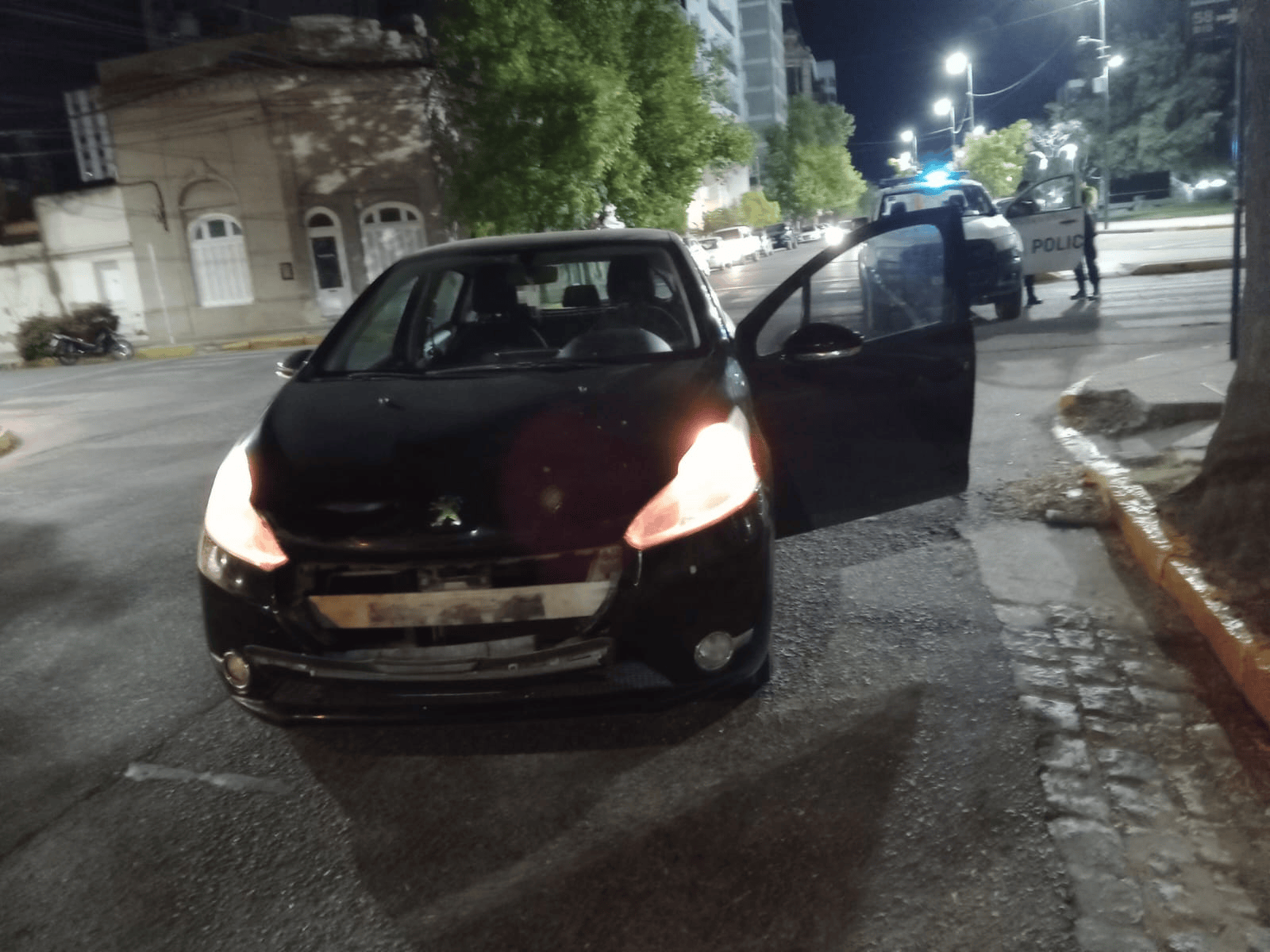 Choque en el centro: dos motociclistas al Hospital