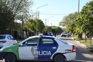 En Bahia Blanca, un hombre murió en la vía pública luego de provocar disturbios