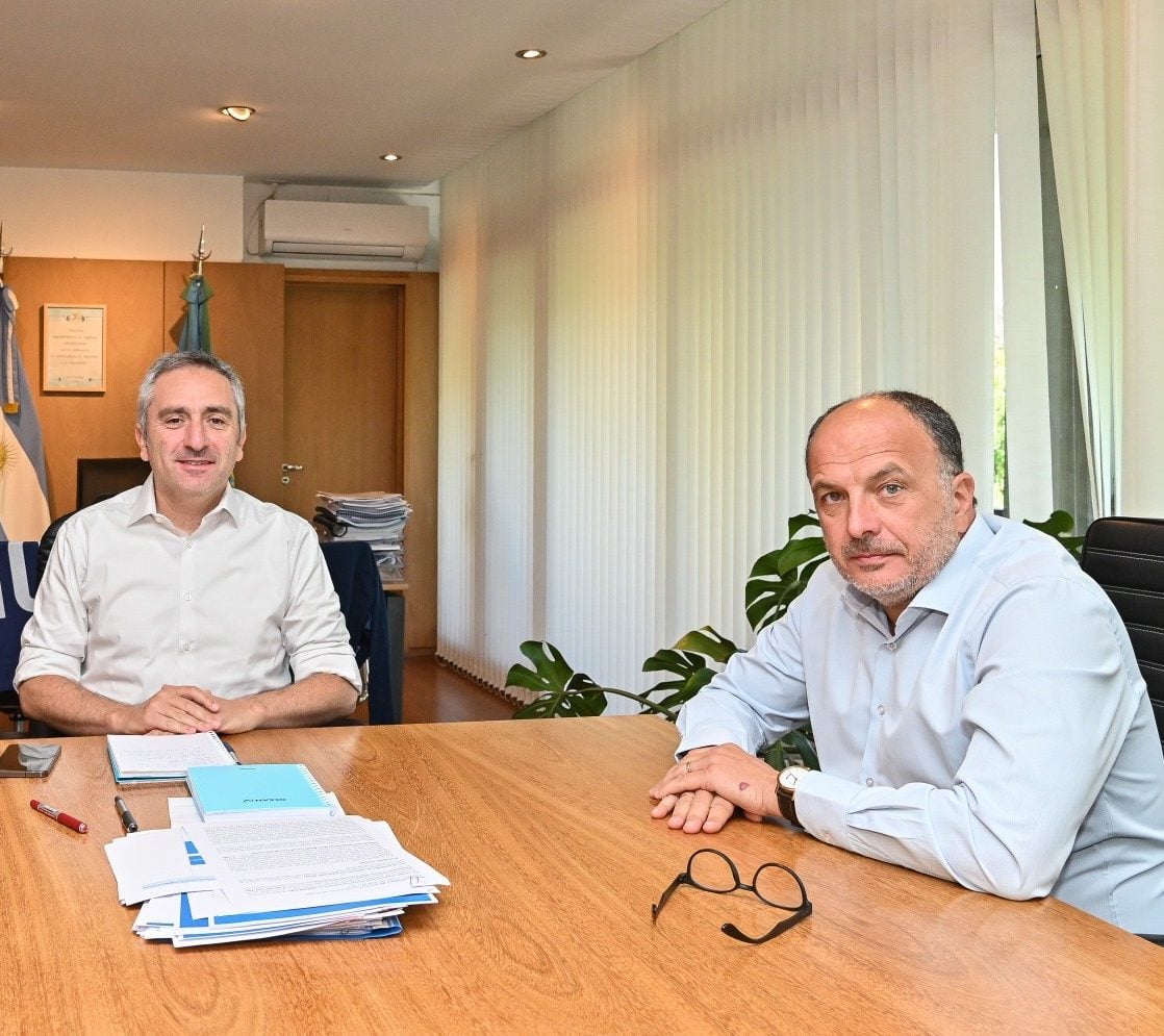 Aprovechando su viaje a La Plata, Garate visitó al “Cuervo” Larroque