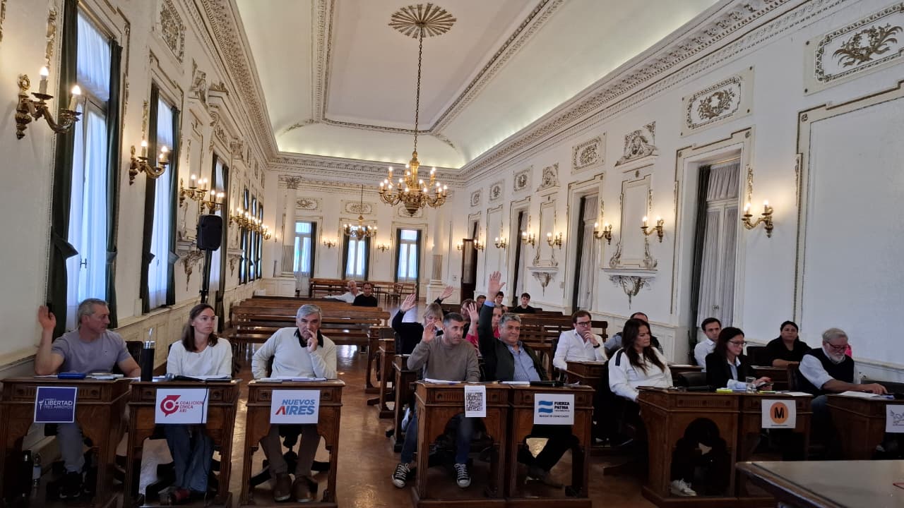 La Cámara Económica repudia negativa de concejales opositores sobre los vuelos a Buenos Aires