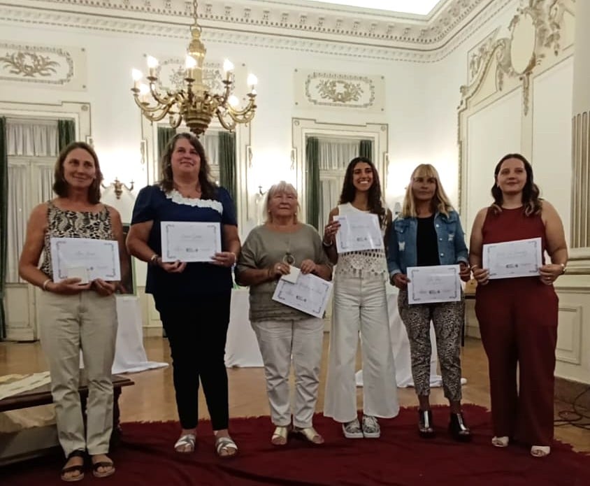 (video) Se realizó el acto de reconocimiento a las Mujeres Destacadas