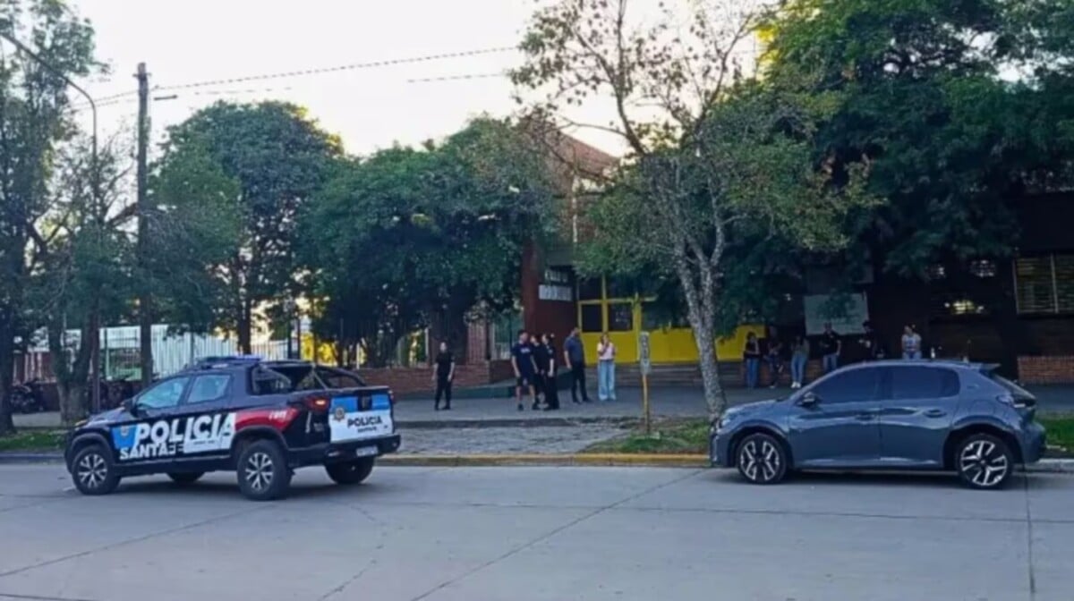 Santa Fe: Alumno mató a tiros a un compañero e hirió a otros dos