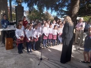 Emotivo acto por el 80º aniversario del Colegio Holandés