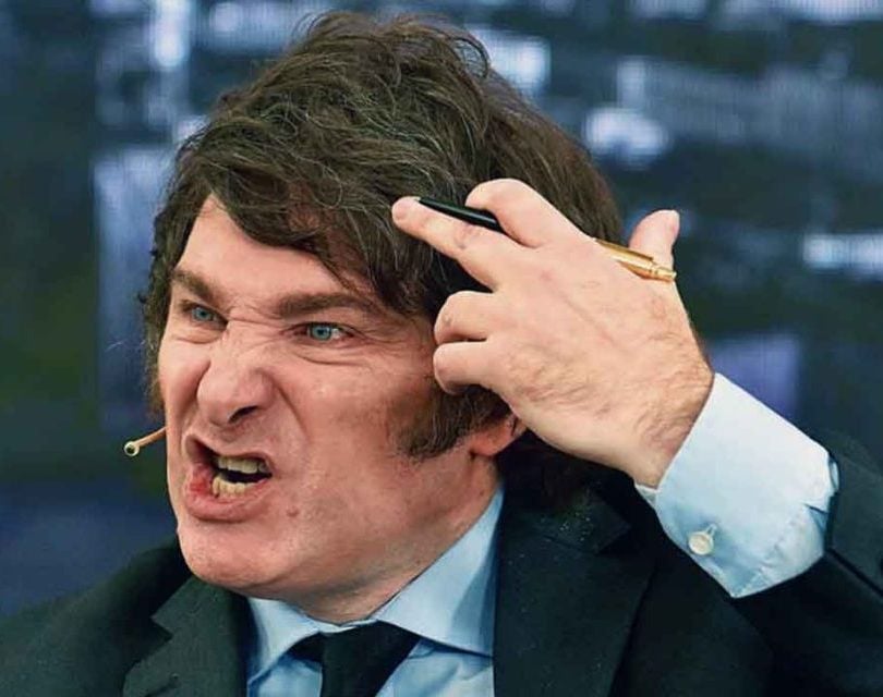 “Basura inmunda”:  durísima crítica de Milei a un periodista de La Nación