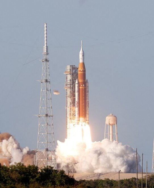 Histórico: despegó la misión Artemis II rumbo a la Luna