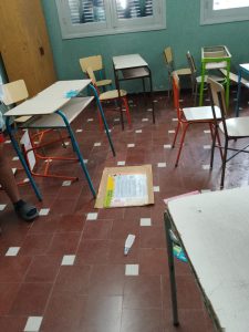 En la Escuela 26: Padres se quejan de que el secundario deja aulas y baños sin higiene