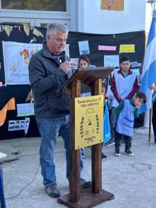 Rotary Club Tres Arroyos agradece los aportes para construir el playón de la Primaria 26