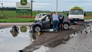 Impactante accidente rutero: Una mujer y dos menores trasladados al Hospital
