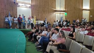 Emotivo acto por Malvinas en el Colegio Jesús Adolescente