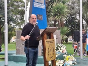 (audio – videos) Emotivo homenaje a los héroes de Malvinas a 44 años de la gesta