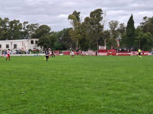 Quilmes y Huracán Ciclista igualaron en un vibrante duelo en el Complejo Cervecero