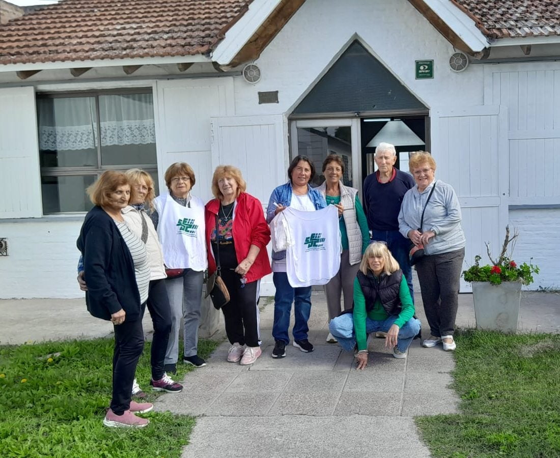 Jubiladas mercantiles hicieron donaciones al Centro Complementario