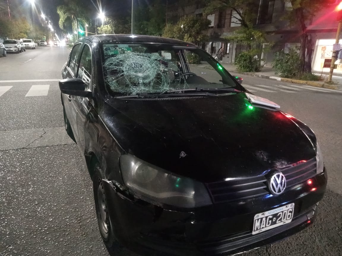 Accidente de tránsito: una mujer derivada al Hospital