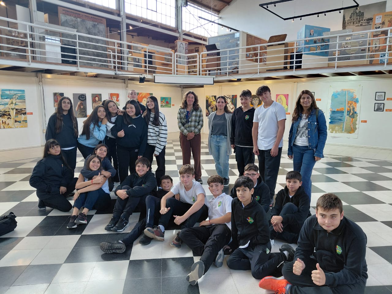 Visita de estudiantes de la Secundaria 9 al Museo Mulazzi