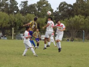 Fútbol de Segunda: Argentino le ganó a Central