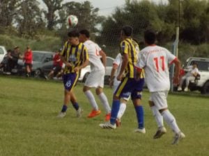Fútbol de Segunda: Argentino le ganó a Central