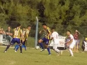 Fútbol de Segunda: Argentino le ganó a Central