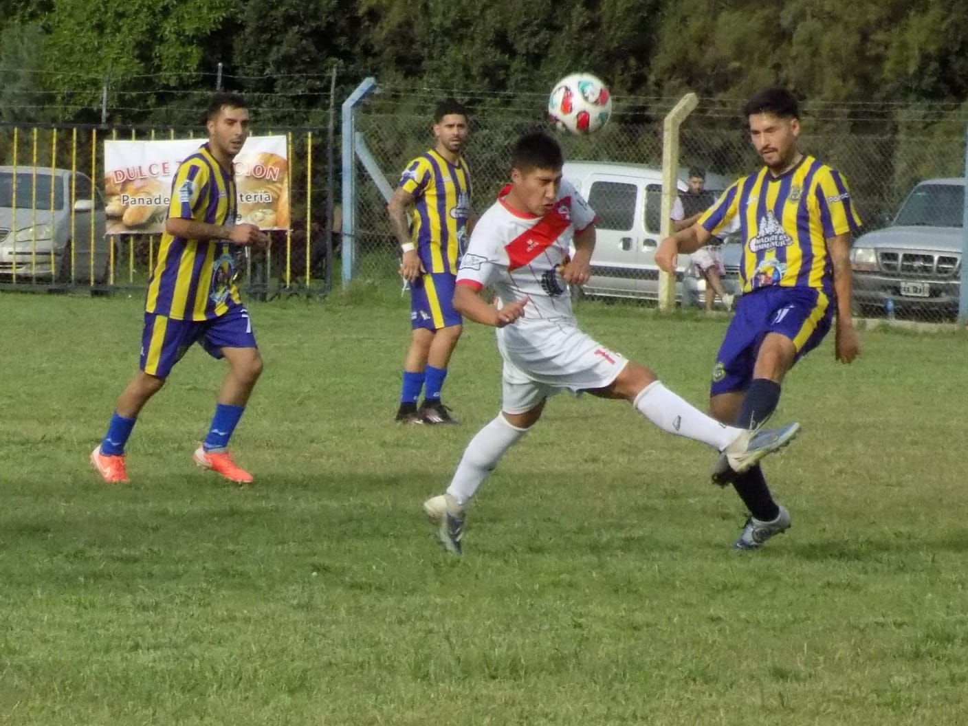 Fútbol de Segunda: Argentino le ganó a Central