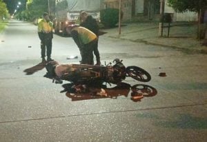 Motociclistas derivados al Pirovano tras accidente de tránsito
