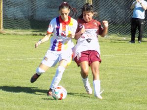 Colegiales lidera, solitariamente, el Torneo Oficial del Fútbol Femenino