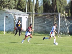 Colegiales lidera, solitariamente, el Torneo Oficial del Fútbol Femenino