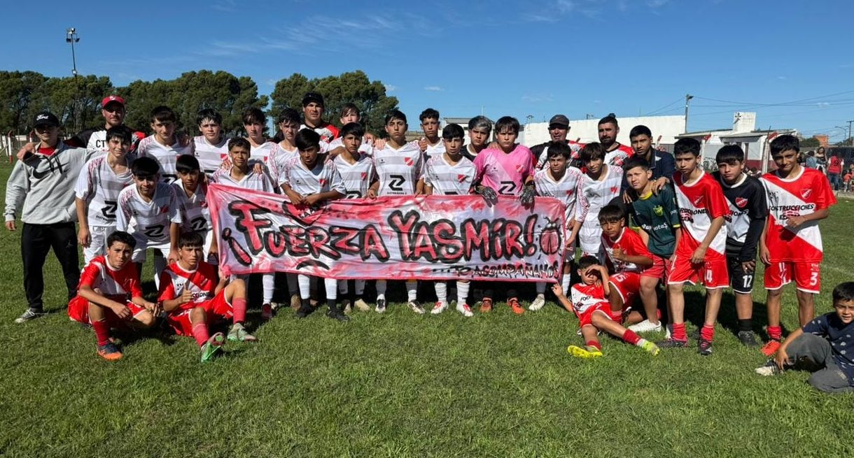 Fútbol Infantil: Apoyo de sus compañeros para Yasmír Monfort
