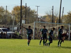 Futbol de Primera: Villa ganó en el inicio de la tercera fecha (videos)