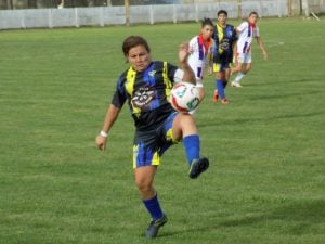 Fútbol Femenino: Colegiales continúa siendo ideal en el Oficial