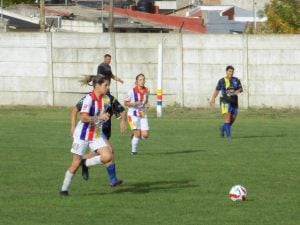 Fútbol Femenino: Colegiales continúa siendo ideal en el Oficial