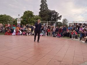 (audio y video)La Feria de Abril del Club Español, el evento que se transformó en un clásico