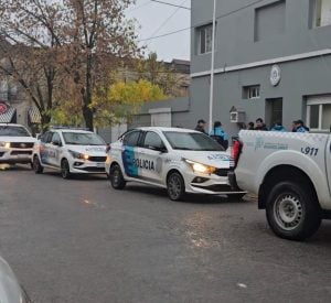 Identificaron a los menores que realizaron amenazas en los colegios. Hubo allanamientos