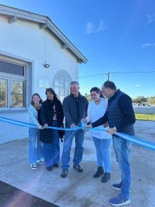 Rotary Club Tres Arroyos agradece los aportes para construir el playón de la Primaria 26
