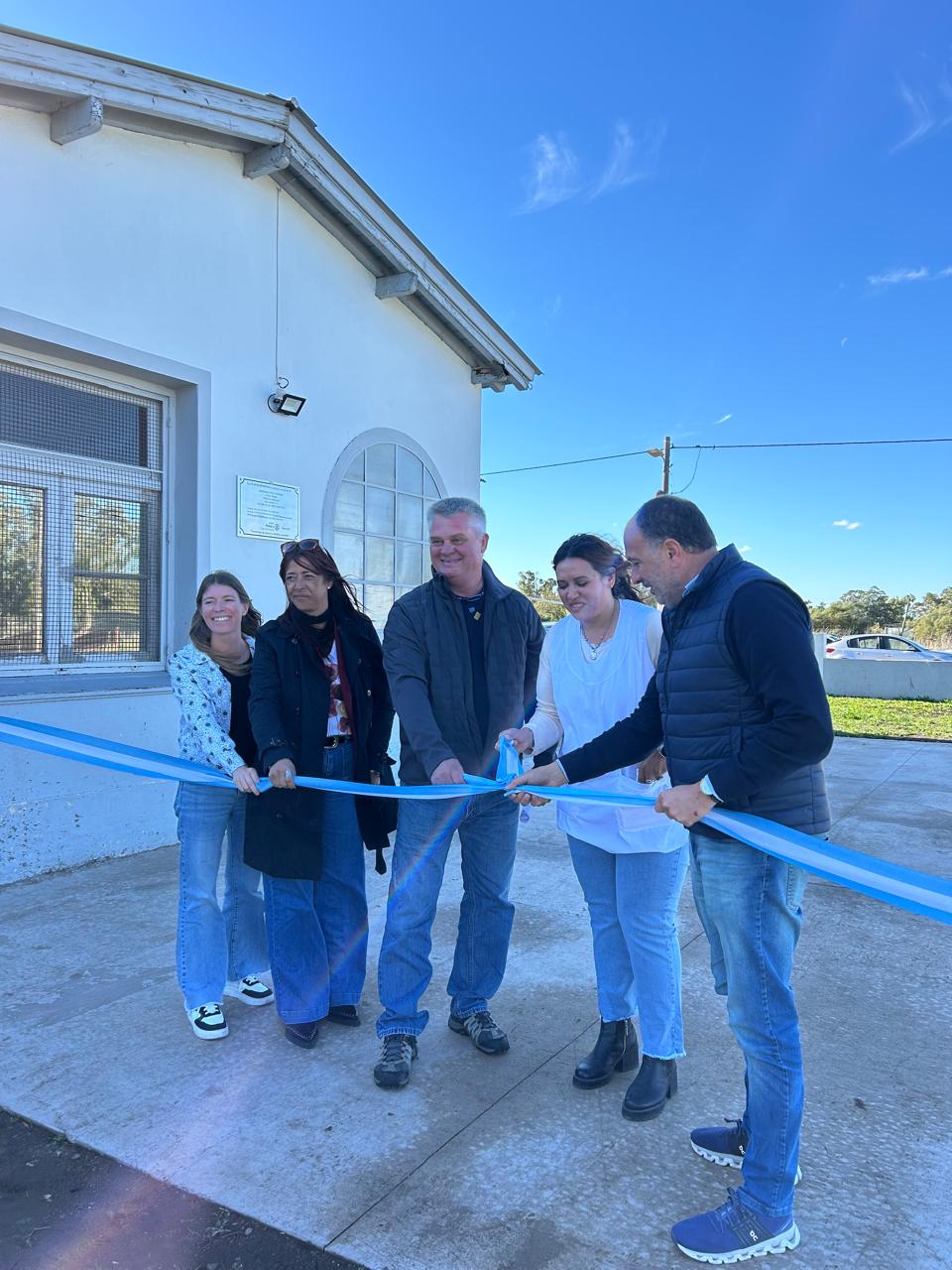 Rotary Club Tres Arroyos agradece los aportes para construir el playón de la Primaria 26