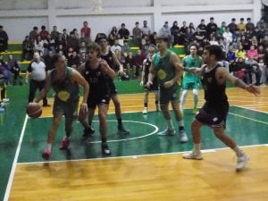 Básquet: Argentino es el rival de Huracán en la final del Ciudad