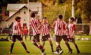 Gran presente de Walter Plaza en Estudiantes