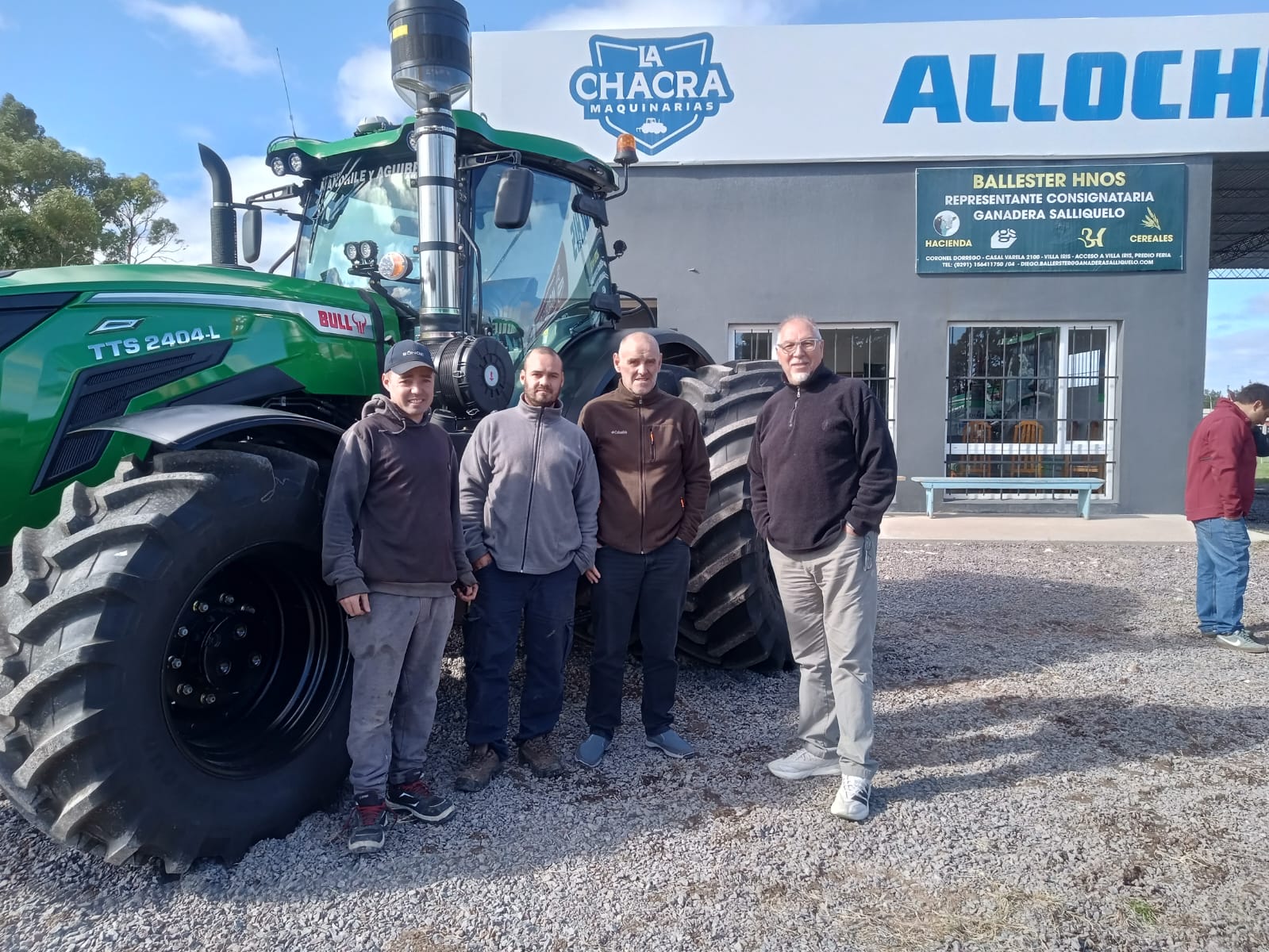 Fueron presentados los tractores BULL en La Chacra