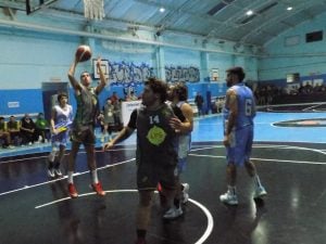 Básquet: Costa Sud venció por dos puntos a Club De Pelota