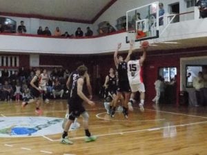 Básquet: Huracán y Quilmes ganaron en el cierre de la Primera fecha 