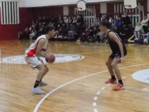 Básquet: Huracán y Quilmes ganaron en el cierre de la Primera fecha 
