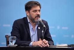 Operaron de urgencia al ministro bonaerense Carlos Bianco