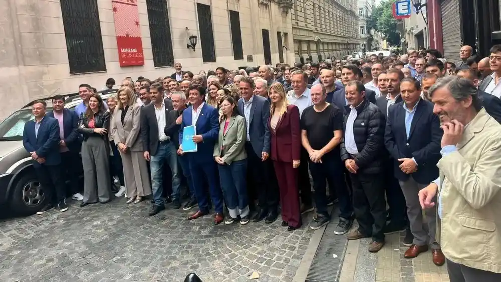 M29: Intendentes marcharán a Capital Humano por fondos para la asistencia alimentaria