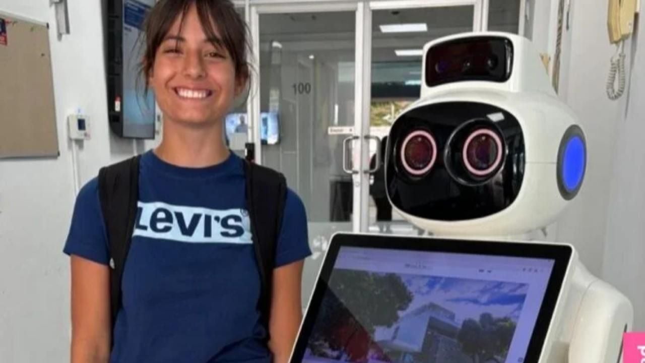(audio) Martina Talamona, la porteña de 16 años que programa robots para salvar vidas
